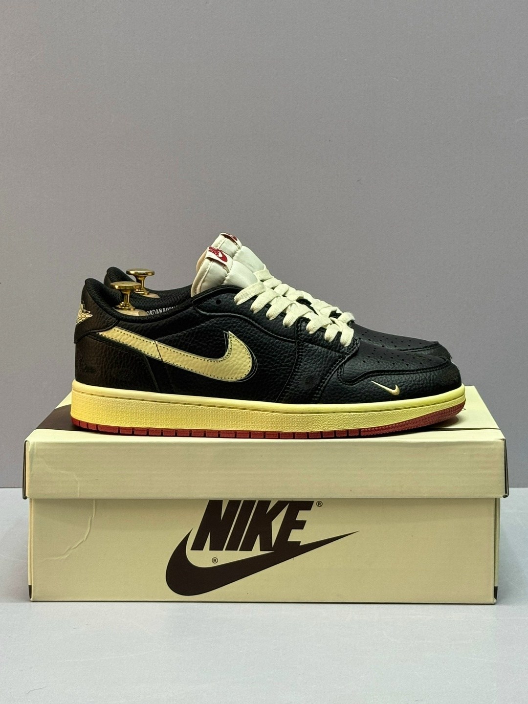 nike air jordan 1 low,air jordan 1 low og,air jordan 1 low,air jordan 1 low og ex black smoke grey,jordan 1 low