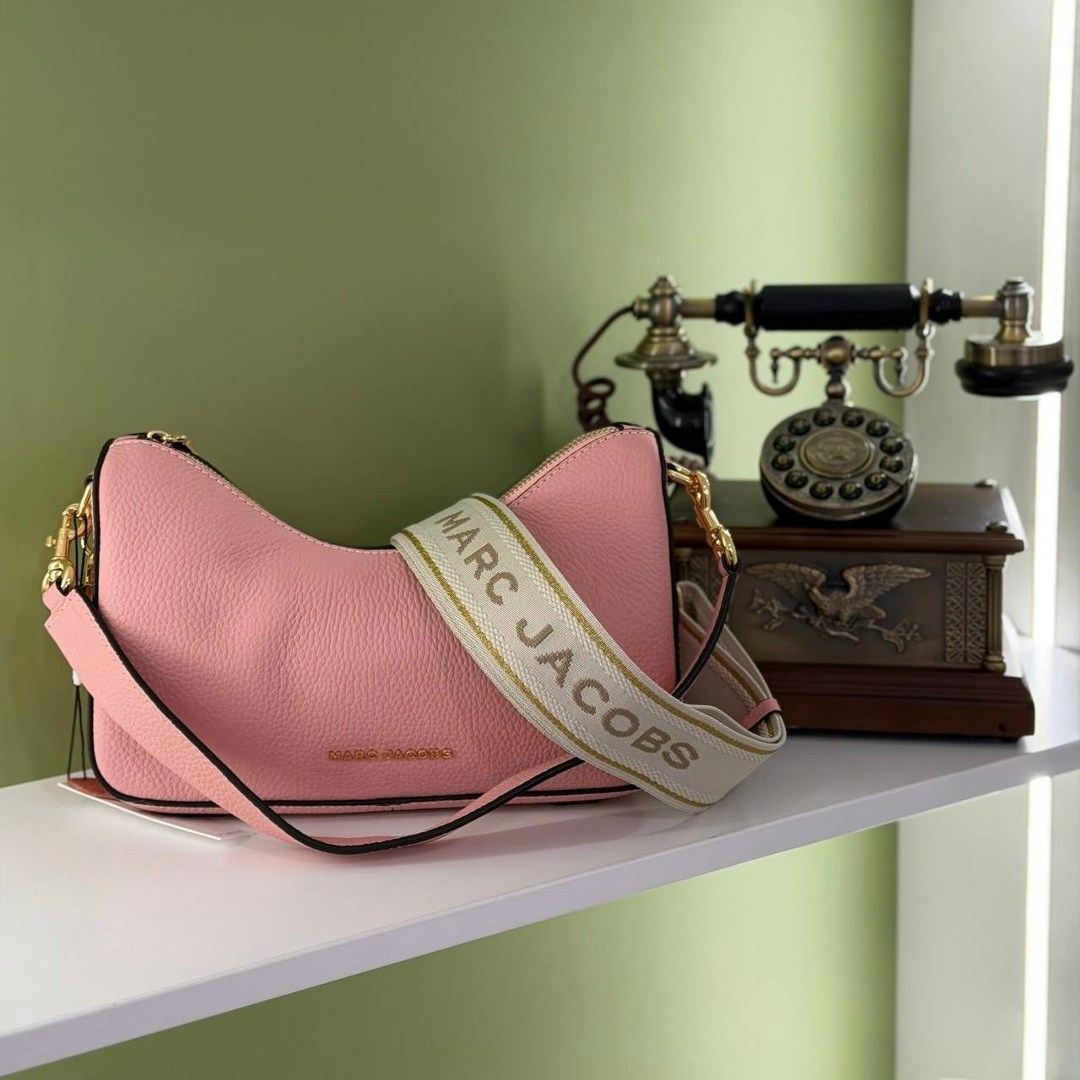 marc jacobs сумка женская,сумка-хобо через плечо marc jacobs,marc jacobs сумка,сумка-хобо от marc jacobs из натуральной кожи,сумка женская модная