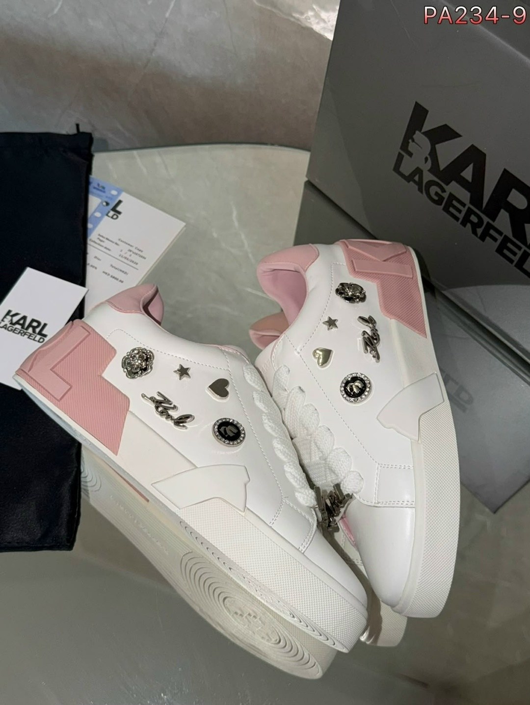женская,,женские кроссовки,повседневные кроссовки,кроссовки karl lagerfeld