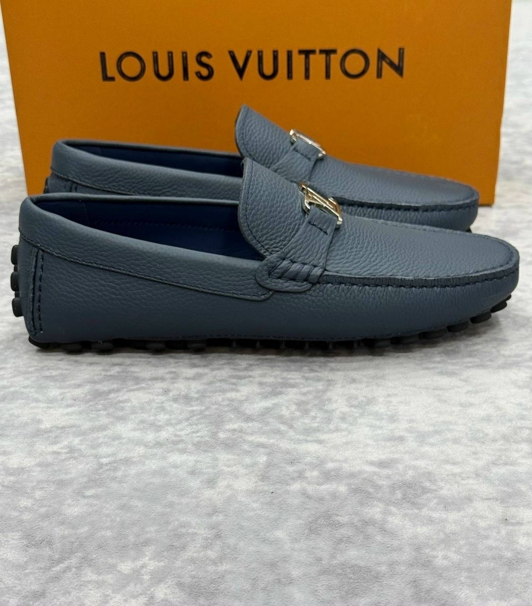 мокасины мужские луи виттон,мокасины louis vuitton,louis vuitton кожаные мокасины синего цвета,мужские кожаные мокасины louis vuitton 2026-2026 черные,мокасины louis vuitton мужские