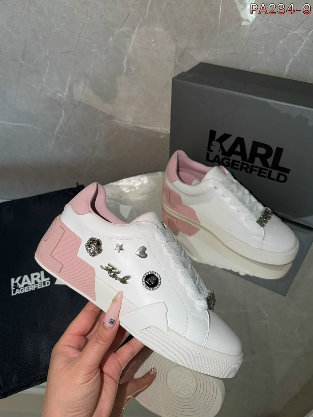женская,,женские кроссовки,повседневные кроссовки,кроссовки karl lagerfeld