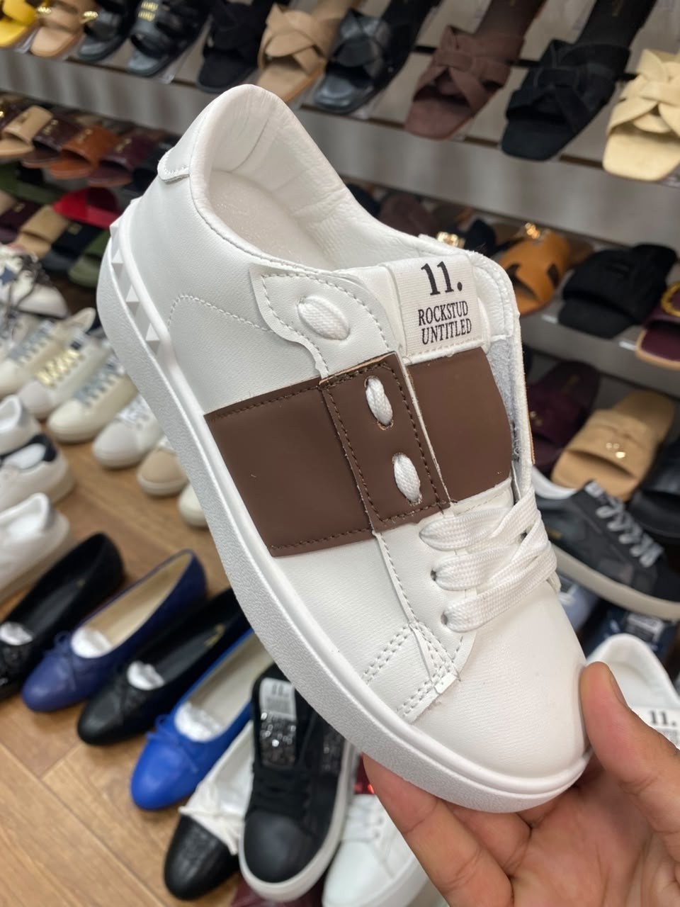 ,женские кроссовки,valentino кроссовки,кроссовки для женщин,модные кроссовки