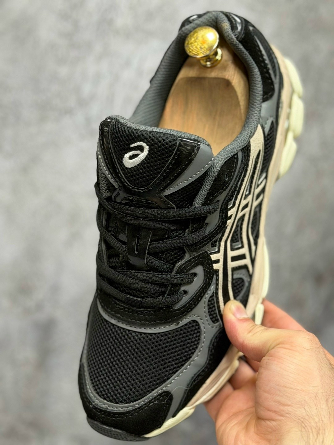 кроссовки asics gel-nyc,кроссовки asics,мужские кроссовки asics,спортивные кроссовки asics gel nyc asics цвет серый черный,кроссовки asics gel
