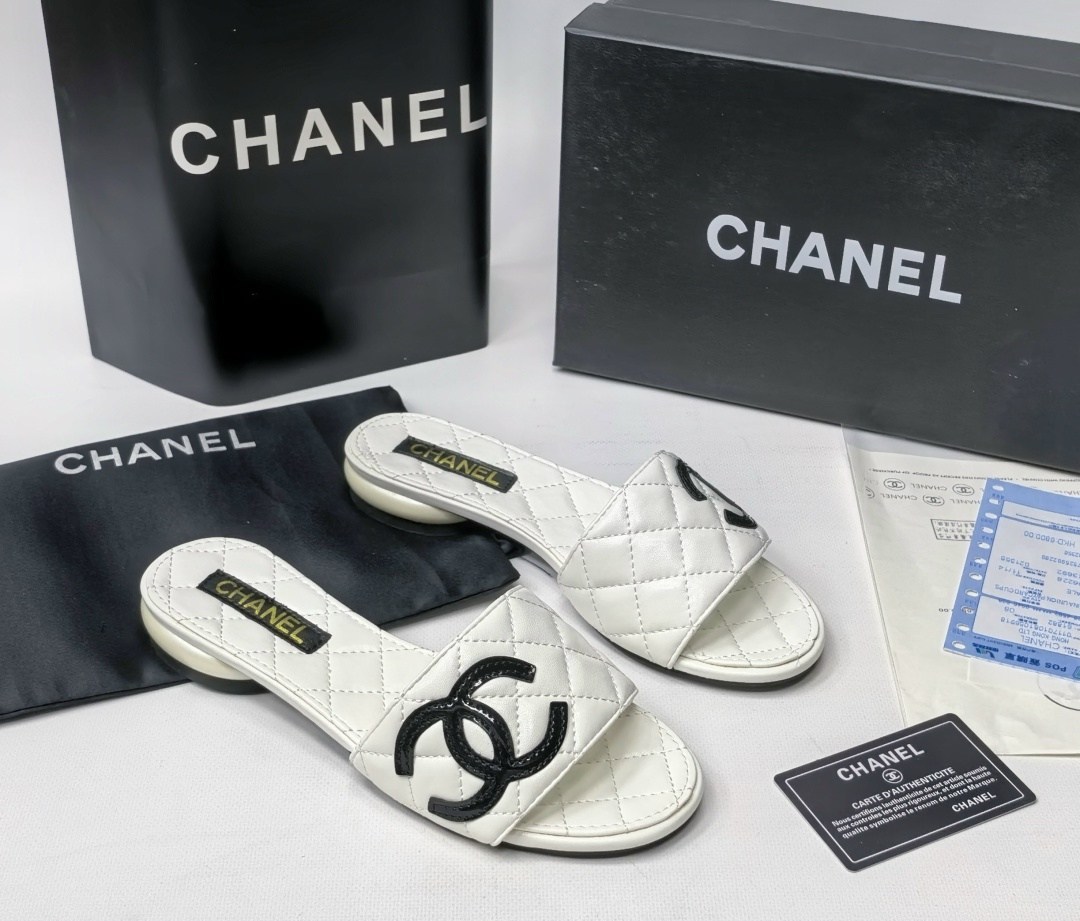 шлепанцы chanel,тапочки женские chanel,босоножки chanel,тапочки chanel,шлепки шанель