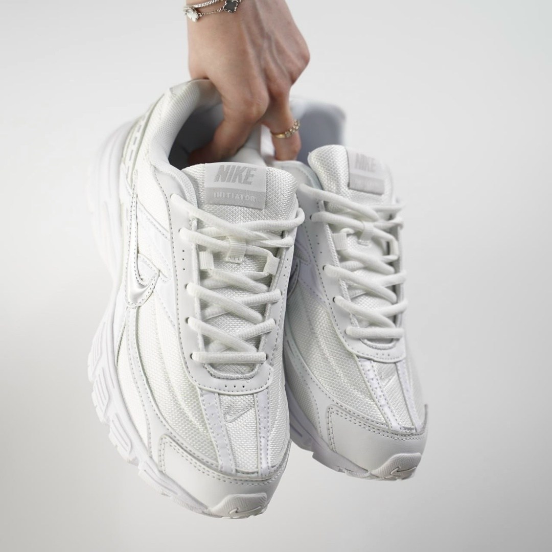 кроссовки nike initiator,nike initiator белые,женские кроссовки nike initiator тканевые белые,женские кроссовки nike,кроссовки женские nike initiator белые 39 eu