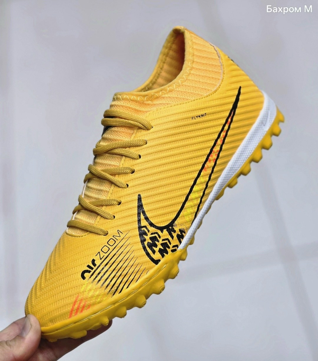сороконожки nike air zoom mercurial vapor xv,футбольные бутсы сороконожки,бутсы найк сороконожки,сороконожки футбольные,сороконожки nike