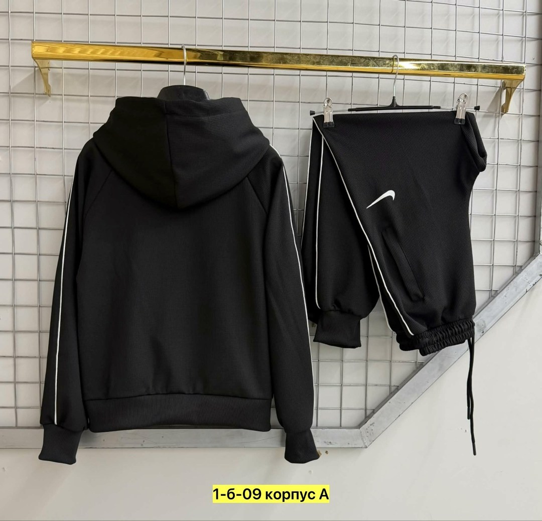 спортивный костюм nike,спортивный костюм на флисе nike,спортивный мужской костюм nike,спортивный костюм,мужской спортивный костюм