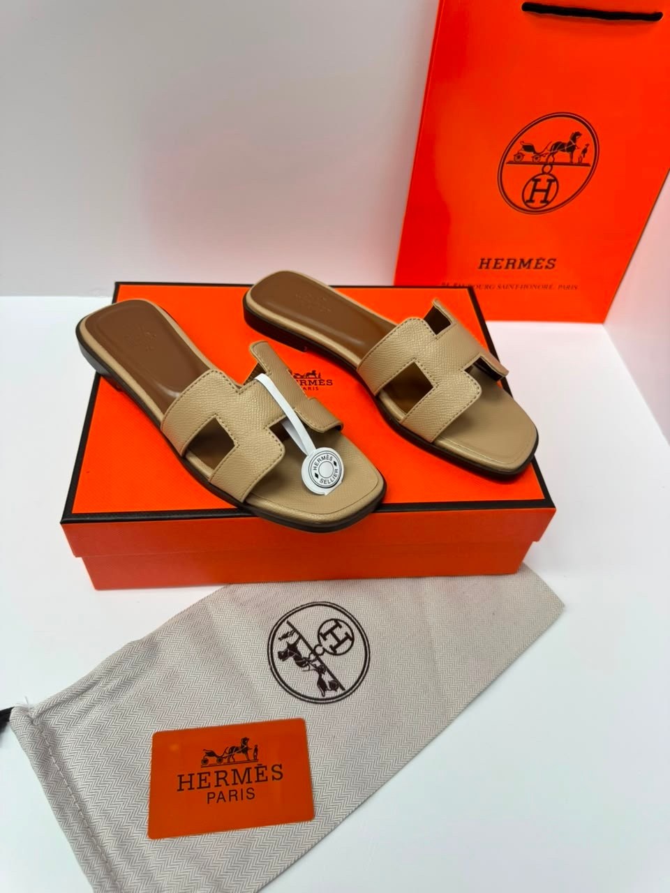 шлепки hermes женские,шлепки эрмес оригинал,шлепки эрмес,хермес тапочки 2026,шлепанцы hermes