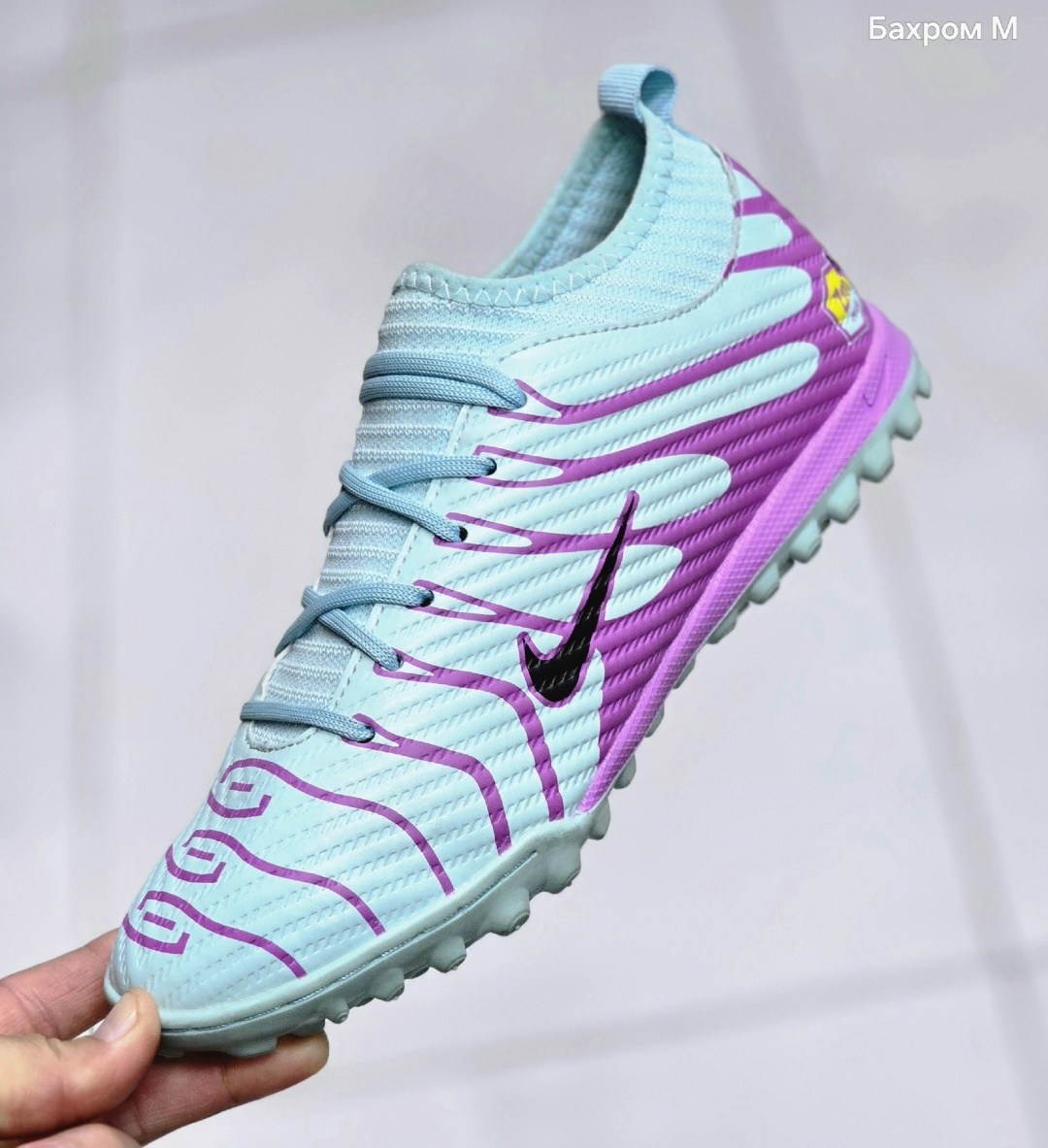 сороконожки nike air zoom mercurial vapor xv,футбольные бутсы сороконожки,бутсы найк сороконожки,сороконожки футбольные,сороконожки nike