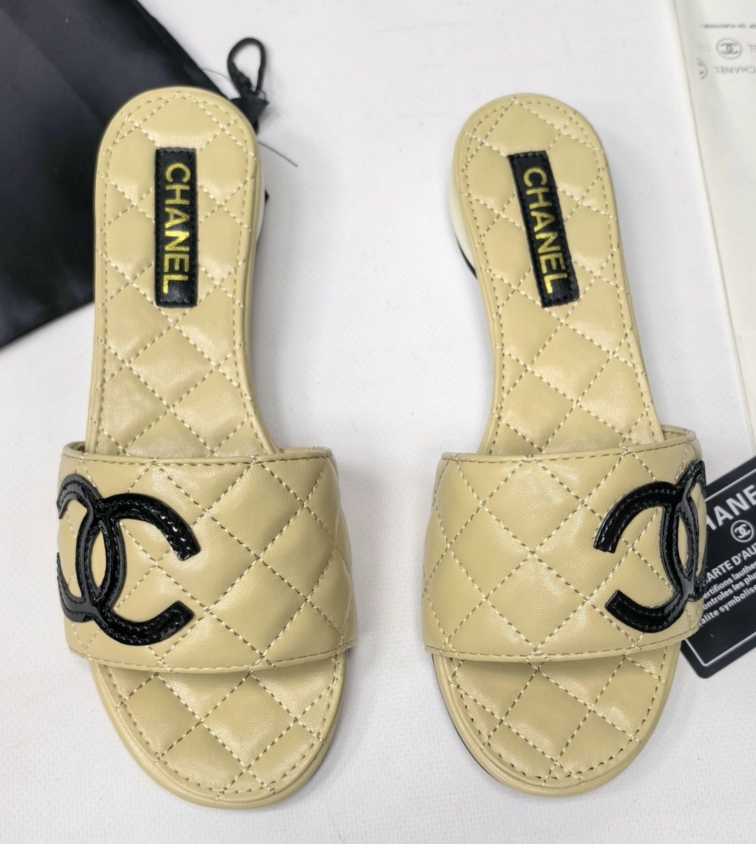 шлепанцы chanel,тапочки женские chanel,босоножки chanel,тапочки chanel,шлепки шанель