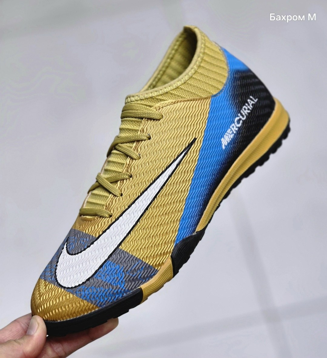 сороконожки nike air zoom mercurial vapor xv,футбольные бутсы сороконожки,бутсы найк сороконожки,сороконожки футбольные,сороконожки nike