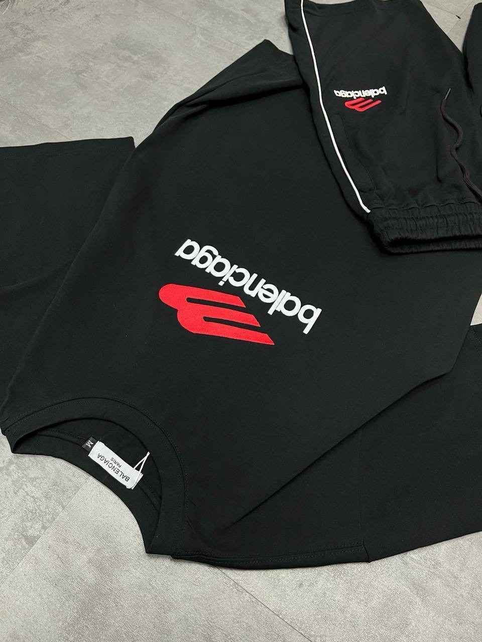 футболка мужская balenciaga,balenciaga футболки,лонгслив balenciaga,майка баленсиага,футболки базовая