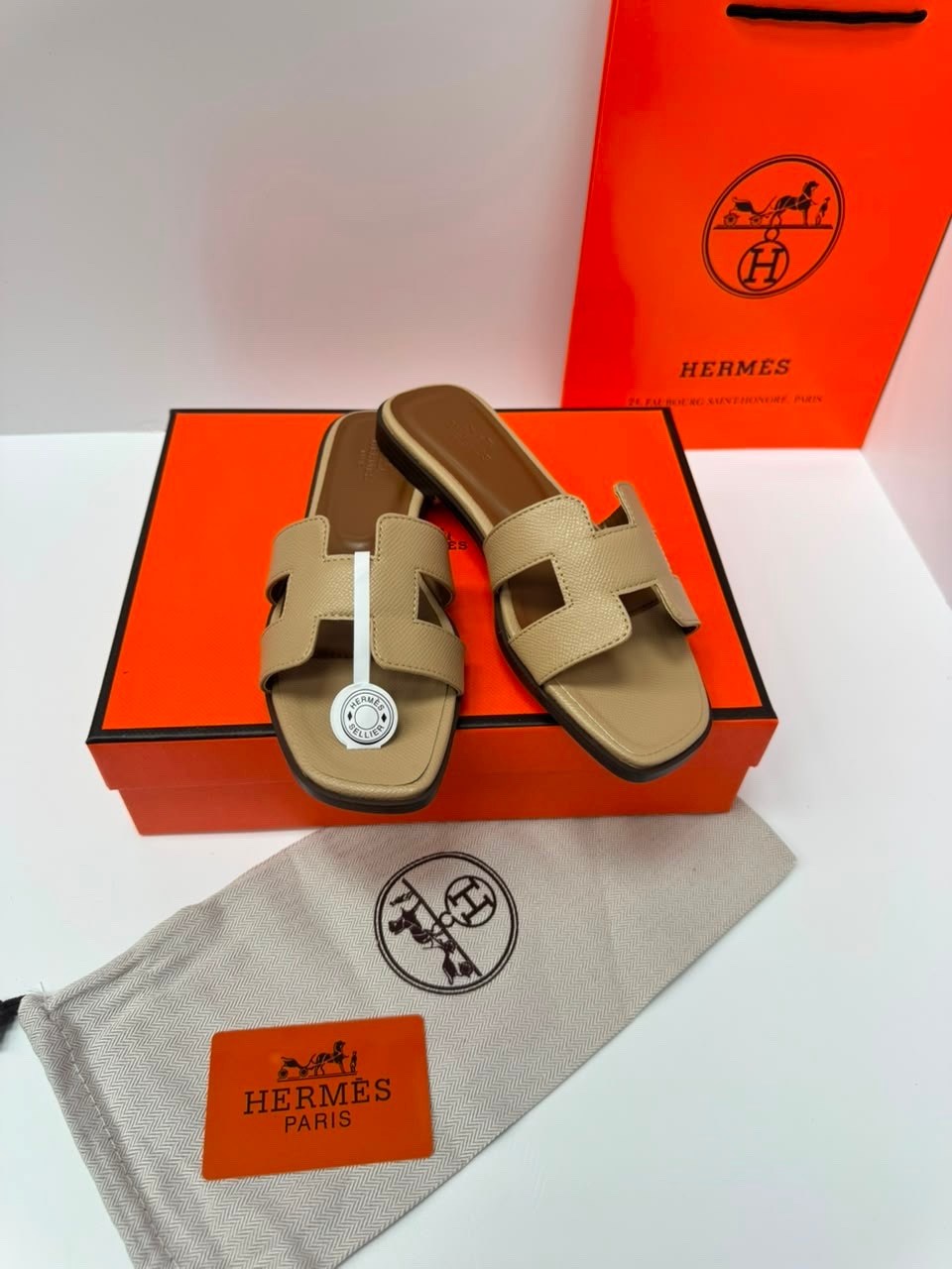 шлепки hermes женские,шлепки эрмес оригинал,шлепки эрмес,хермес тапочки 2026,шлепанцы hermes