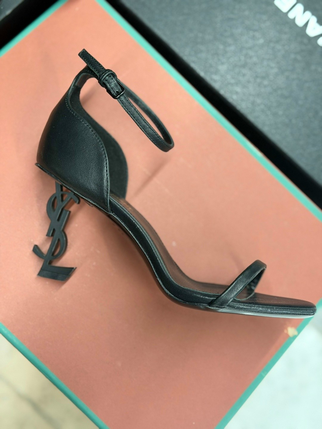 босоножки saint laurent,saint laurent босоножки opyum 110,босоножки на каблуках,,босоножки yves saint laurent