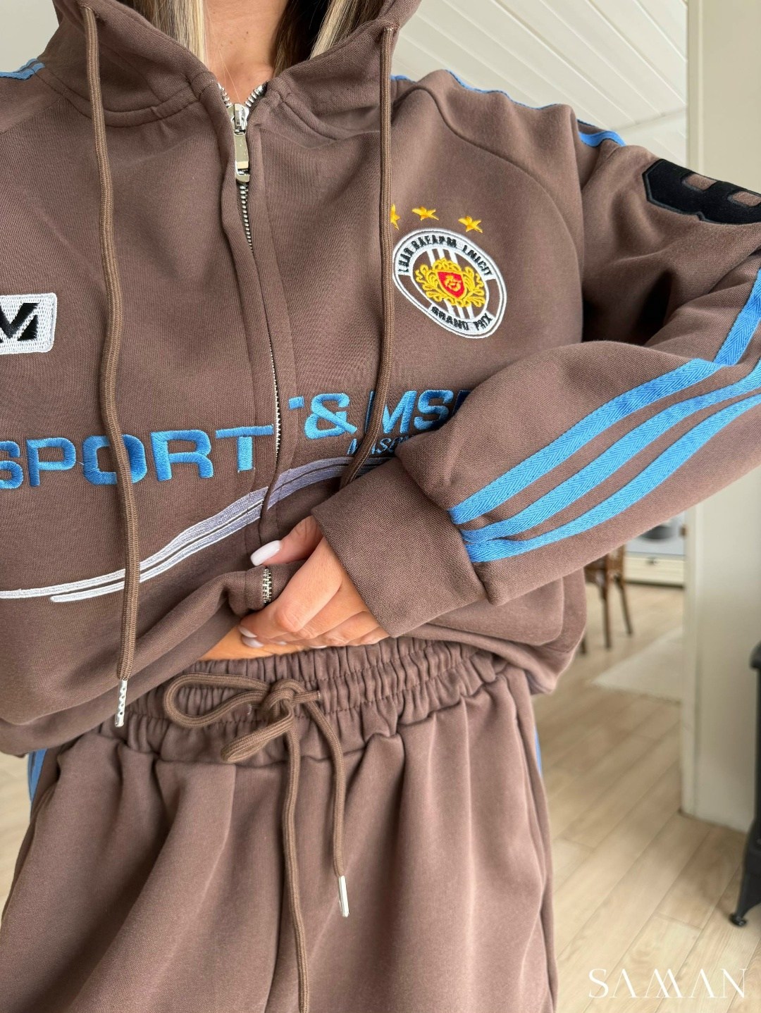 женский спортивный костюм,спортивный костюм оранжевый celine,оранжевые спортивные костюмы,оранжевый костюм,спортивные костюмы черно оранжевые