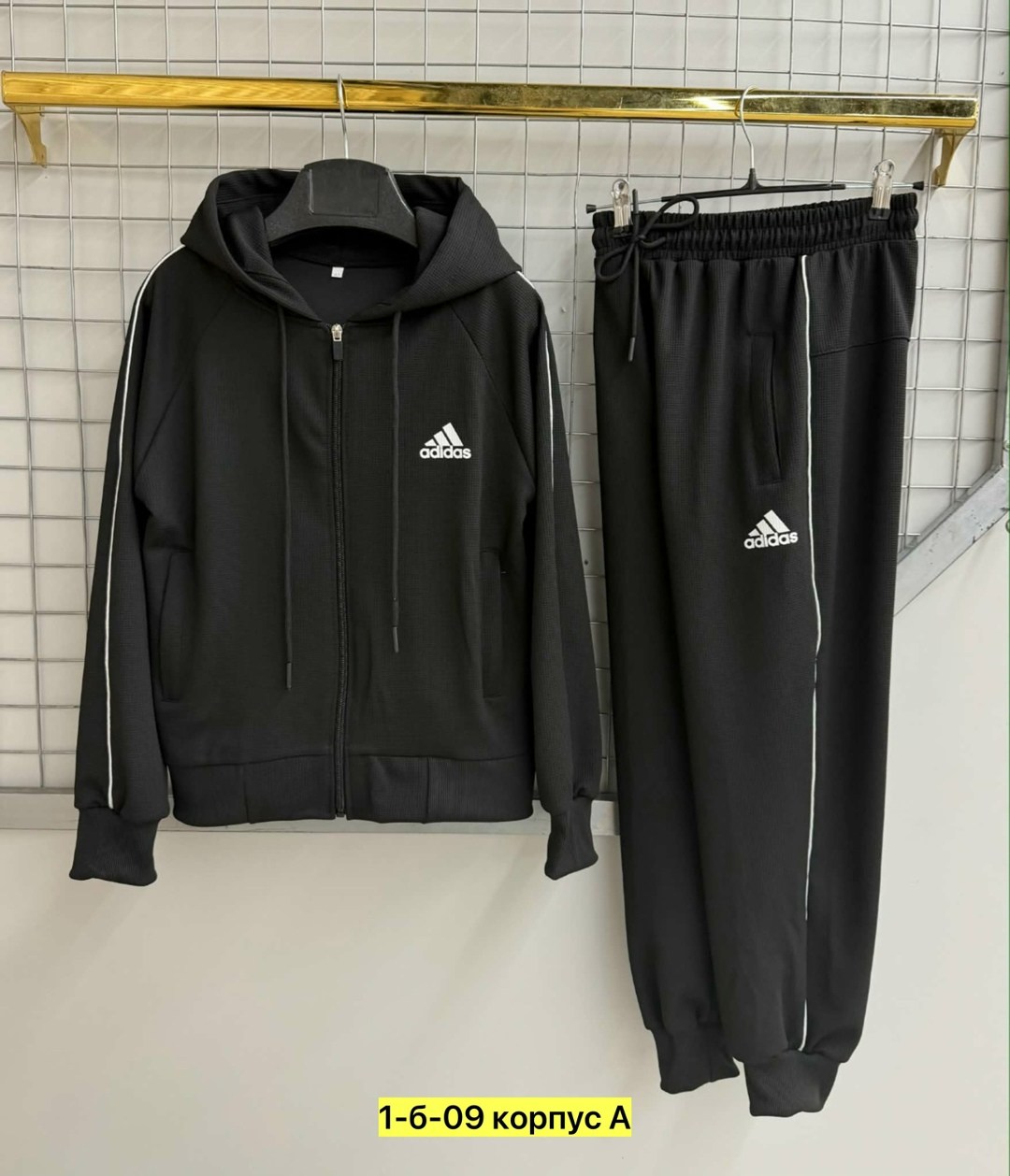 спортивный костюм адидас терекс мужской,sereno ts спортивный костюм мужской adidas m,черный спортивный костюм adidas 2x2,спортивный костюм adidas,спортивный костюм adidas tiro 13