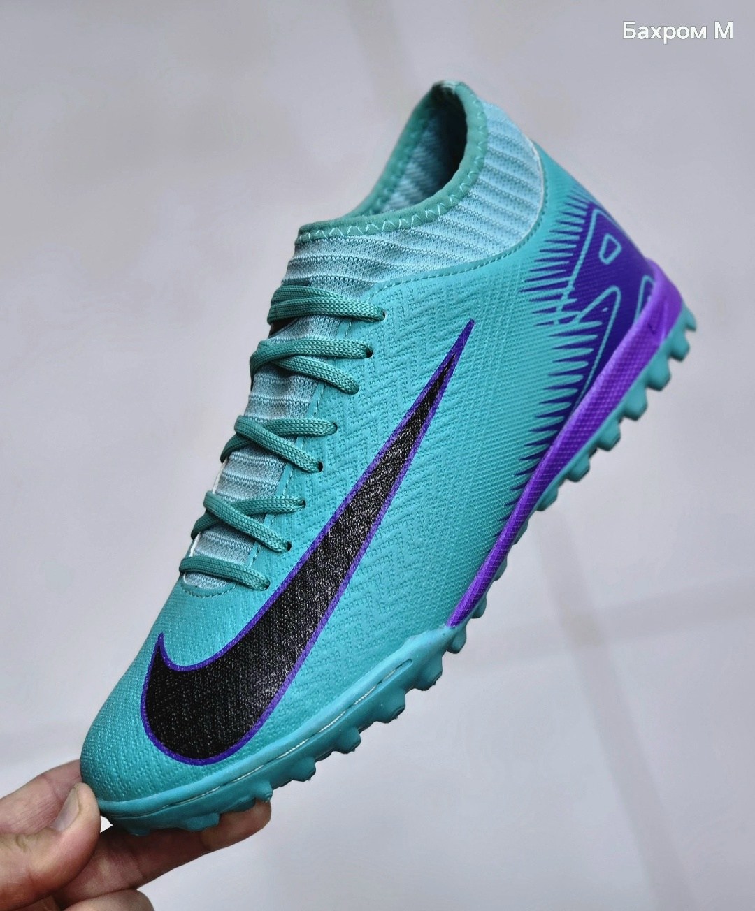 сороконожки nike air zoom mercurial vapor xv,футбольные бутсы сороконожки,бутсы найк сороконожки,сороконожки футбольные,сороконожки nike
