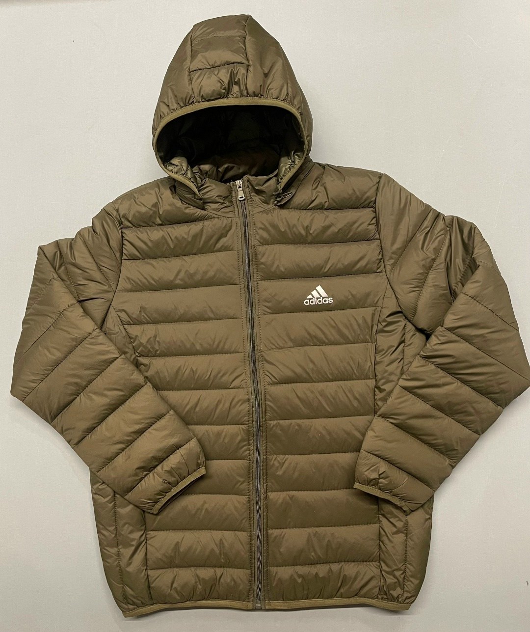 мужские пуховики adidas,куртка мужская adidas,куртка мужская зимняя adidas,куртка adidas,куртка демисезонная adidas