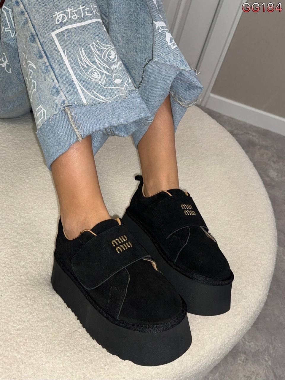 замшевые лоферы miu miu на высокий подошве и фирменной фурнитурой,,лоферы miu miu на высокий подошве,кеды замшевые на высокой платформе derio,кеды miu miu на липучке