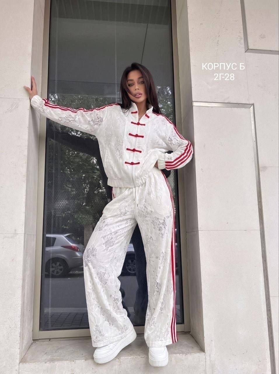 стильные костюмы,женский костюм,женский спортивный костюм,костюм белый,повседневный костюм