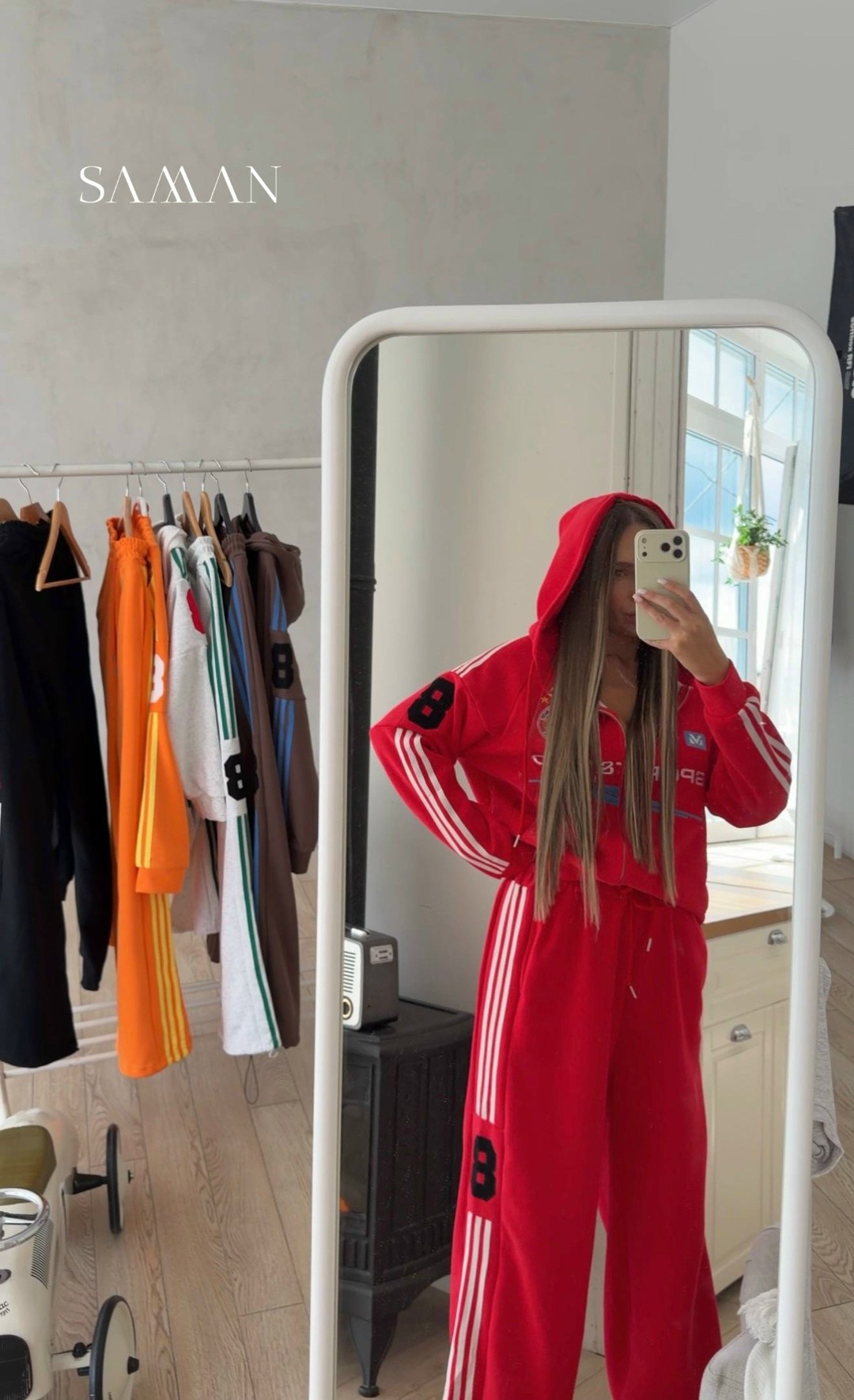 женский спортивный костюм,спортивный костюм оранжевый celine,оранжевые спортивные костюмы,оранжевый костюм,спортивные костюмы черно оранжевые