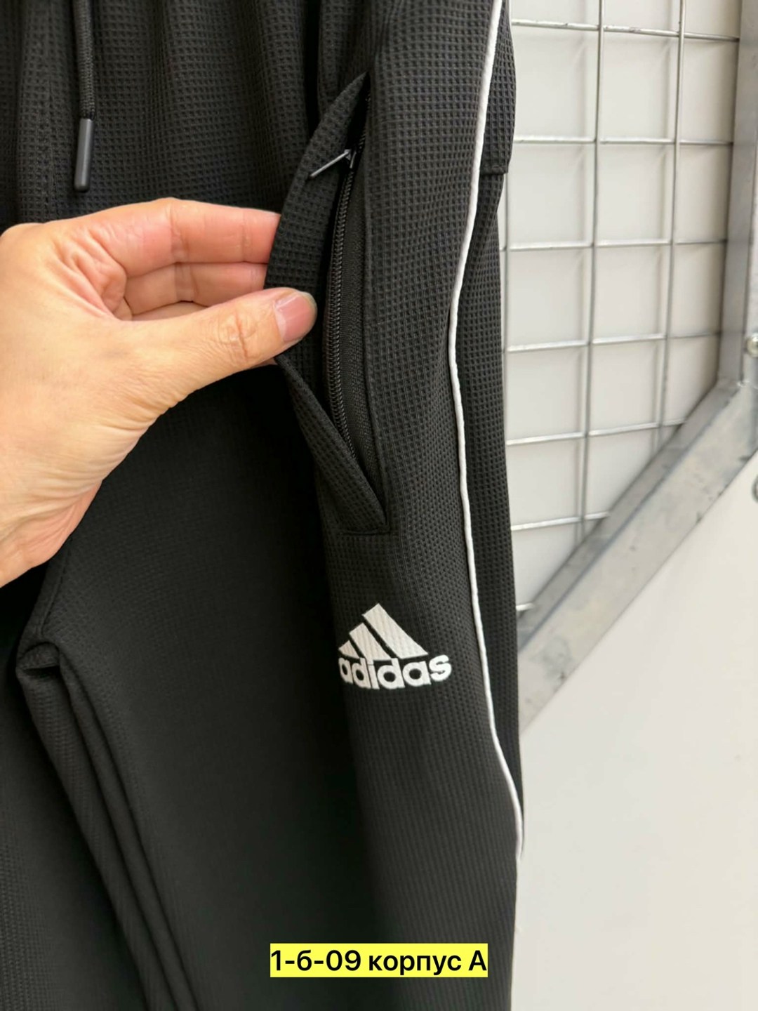 спортивный костюм адидас терекс мужской,sereno ts спортивный костюм мужской adidas m,черный спортивный костюм adidas 2x2,спортивный костюм adidas,спортивный костюм adidas tiro 13
