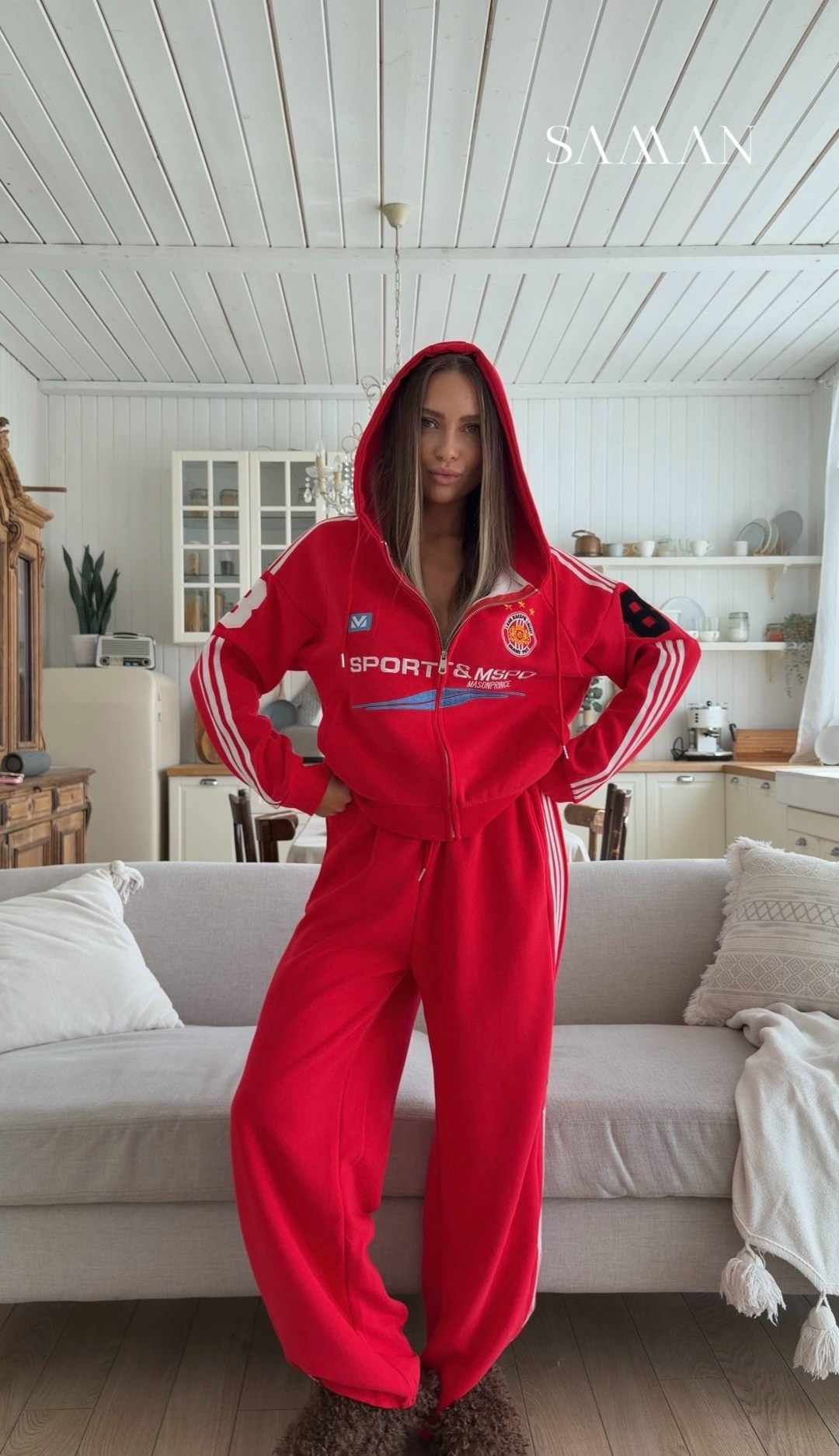 женский спортивный костюм,спортивный костюм оранжевый celine,оранжевые спортивные костюмы,оранжевый костюм,спортивные костюмы черно оранжевые