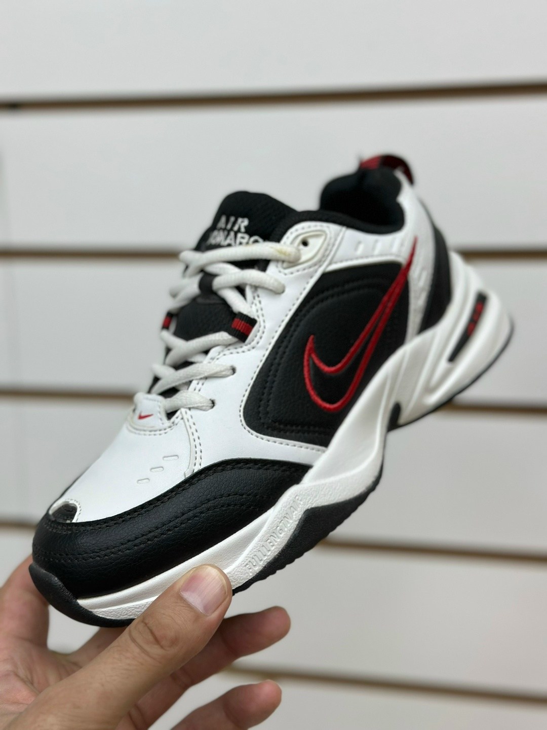 кроссовки nike air monarch iv,nike air monarch iv,кроссовки мужские nike air monarch iv,кроссовки nike air monarch,nike air monarch