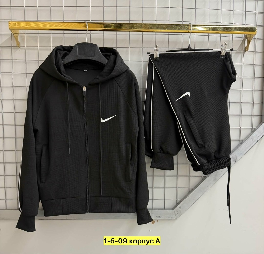 спортивный костюм nike,спортивный костюм на флисе nike,спортивный мужской костюм nike,спортивный костюм,мужской спортивный костюм