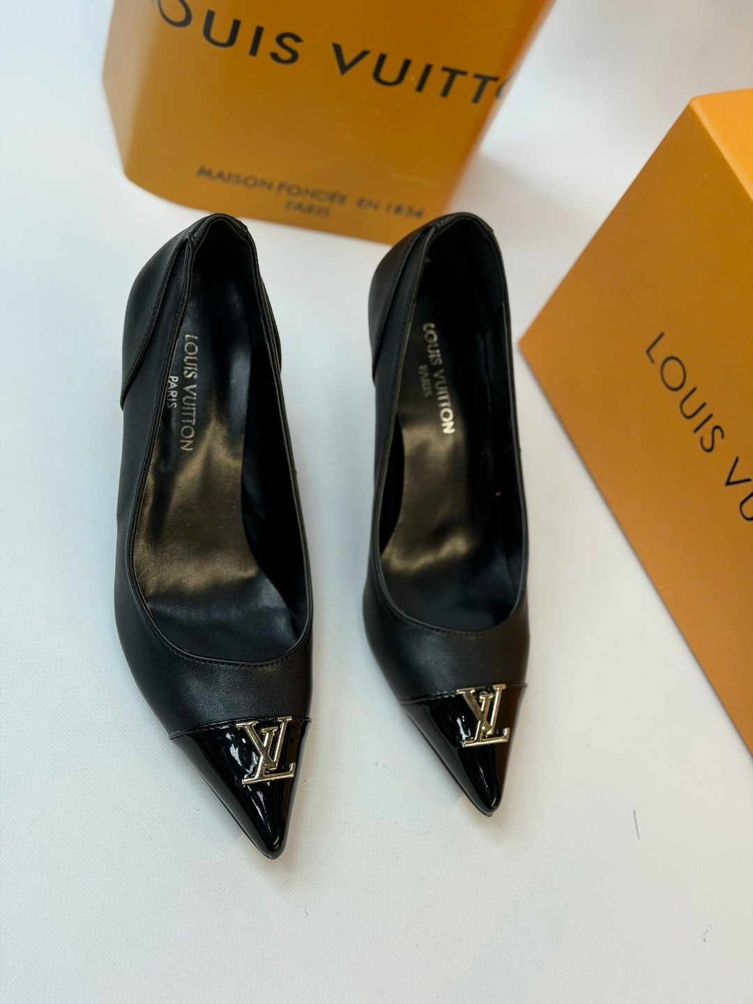туфли louis vuitton,туфли луи виттон,туфли луи виттон каблук,туфли женские,туфли для женщин