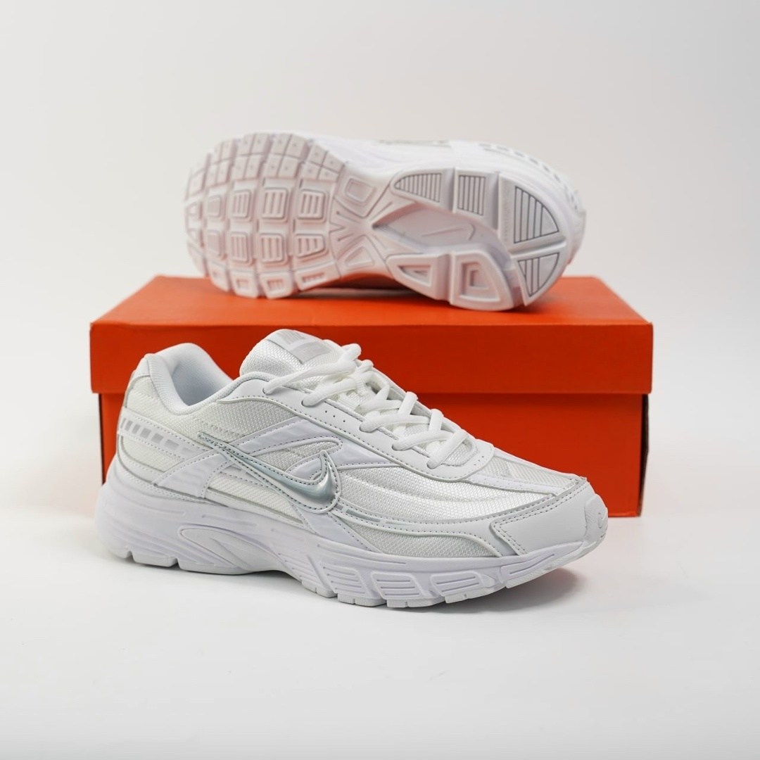 кроссовки nike initiator,nike initiator белые,женские кроссовки nike initiator тканевые белые,женские кроссовки nike,кроссовки женские nike initiator белые 39 eu
