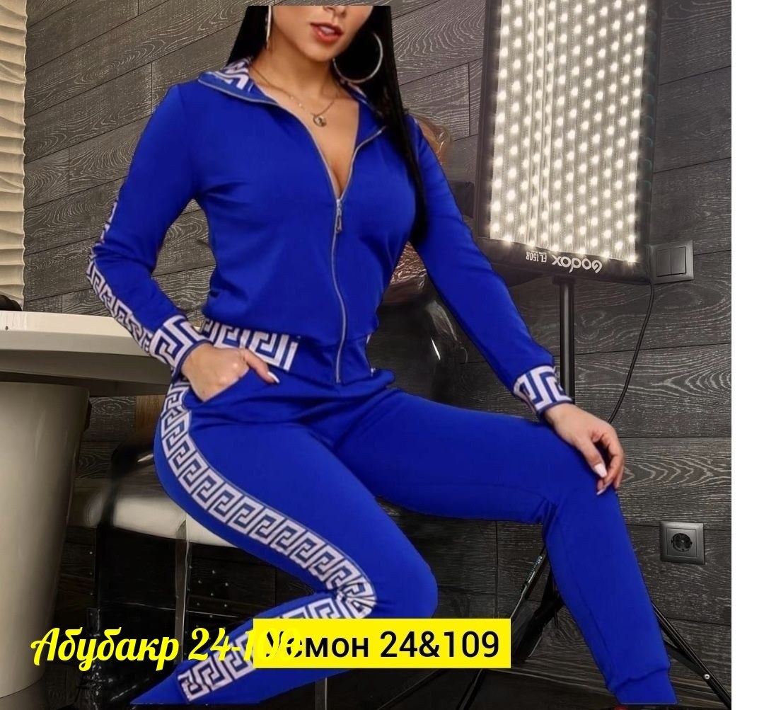 женский костюм двойка ткань трикотаж эластан,костюм спортивный женский,женские костюмы из эластана,спортивный костюм прада женский,спортивные костюмы для женщин