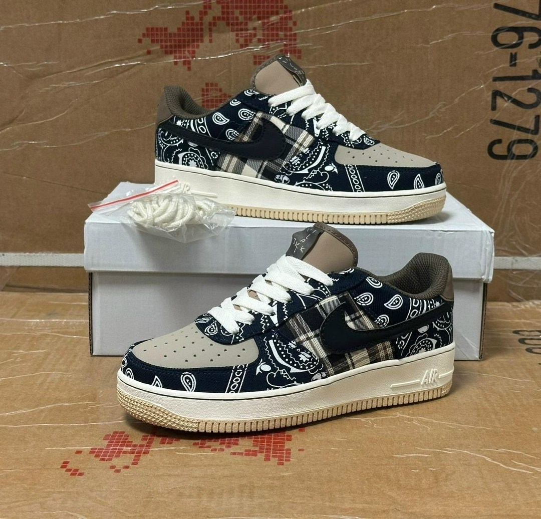 мужские кроссовки nike air force 1 low,кроссовки travis scott x nike air force 1 low,кроссовки nike air force 1 low travis scott,кросcовки nike air force 1,sb dunk low travis scott nike