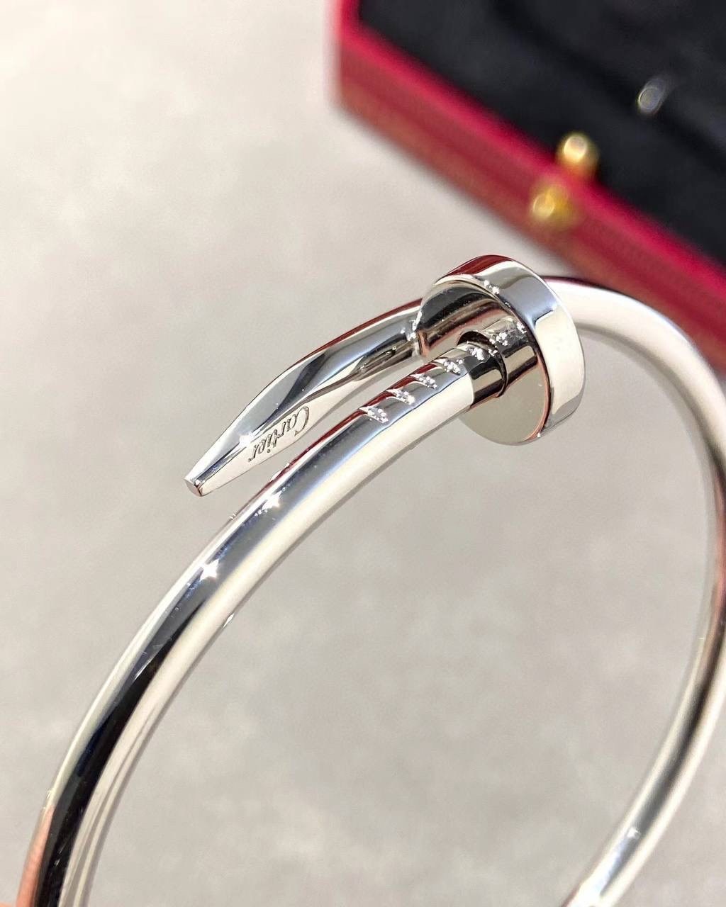 браслет картье гвоздь,браслет гвоздь cartier,браслет гвоздь,браслет картье гвоздь цена оригинал,гладкие браслеты