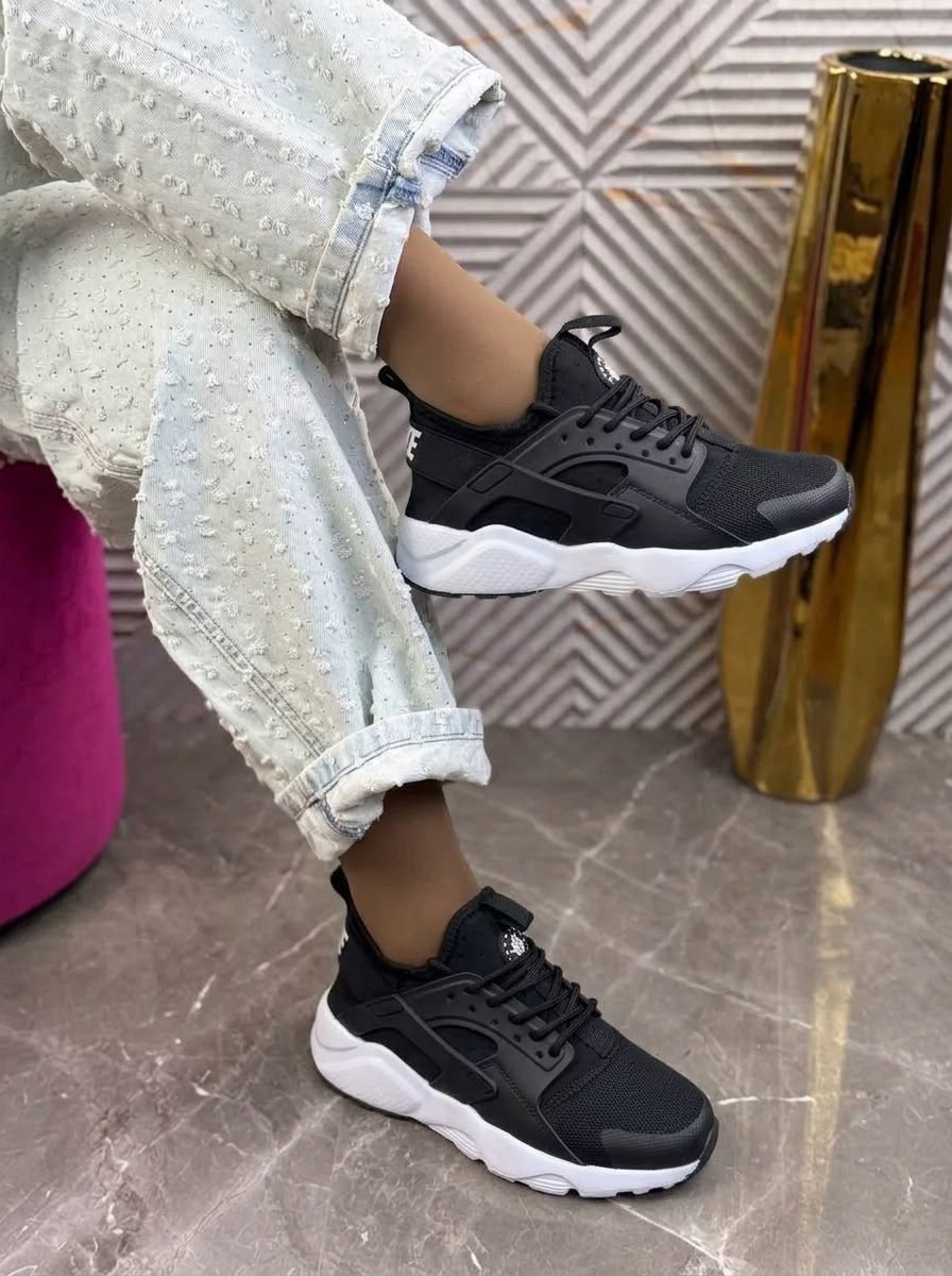 кроссовки,найк хуарачи черные,кроссовки nike huarache,женские кроссовки,кроссовки nike air huarache