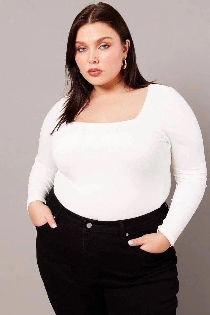 полная женщина,плюс сайз девушка,пышная женщина,,plus size