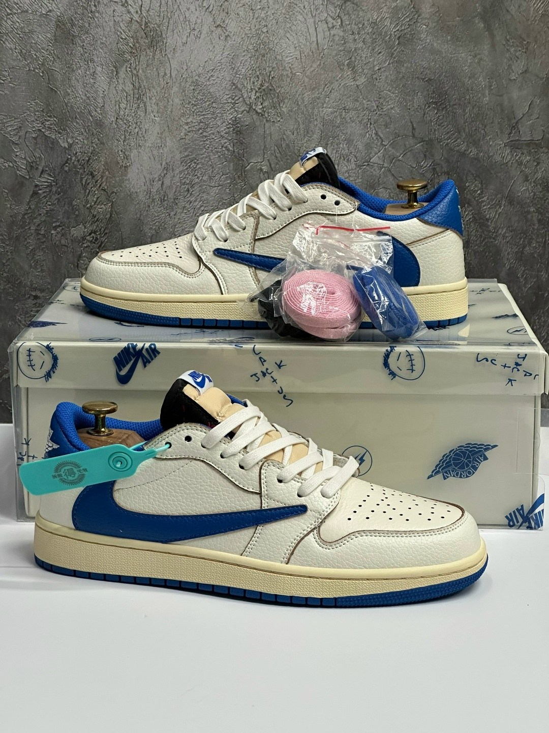 air jordan 1 low travis scott,nike air jordan 1 low travis scott,jordan 1 low travis scott,air jordan 1 low og,nike air jordan 1 low