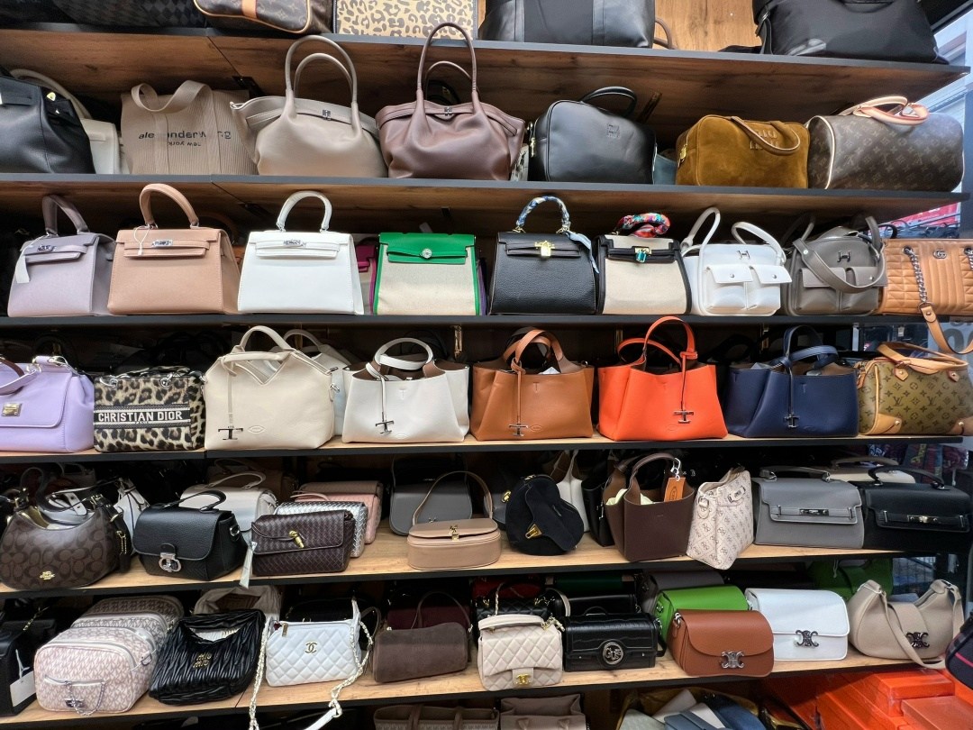 для женской сумки,сумка,модная женская сумка,сумки оптом guess, miu miu,gucci,мир сумки