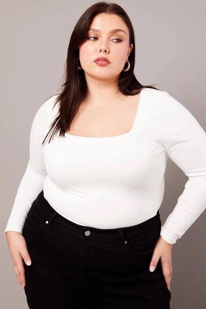 полная женщина,плюс сайз девушка,пышная женщина,,plus size