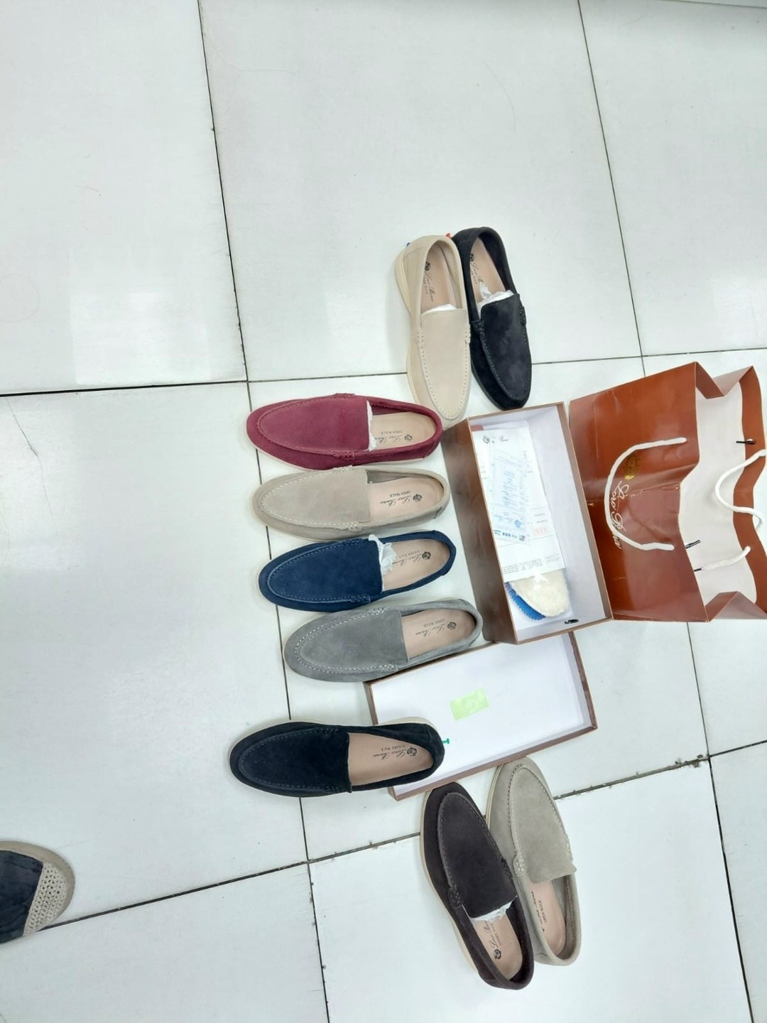,лоферы loro piana,женские лоферы,замшевые мокасины лоро пиано,модные лоферы