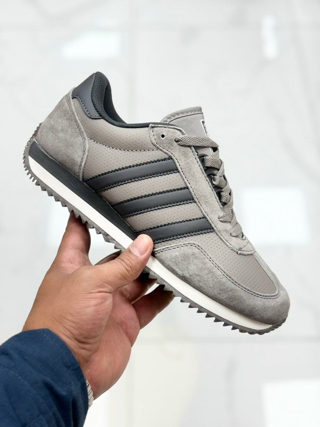 кроссовки adidas,кроссовки адидас 10к мужские,кроссовки мужские adidas,кроссовки адидас драгон,кроссовки адидас