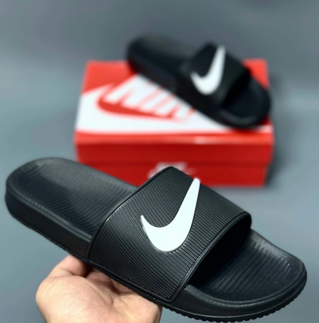 шлепанцы adidas,adidas adilette comfort slides,adidas шлепки 2026,adidas slides,adidas adilette comfort