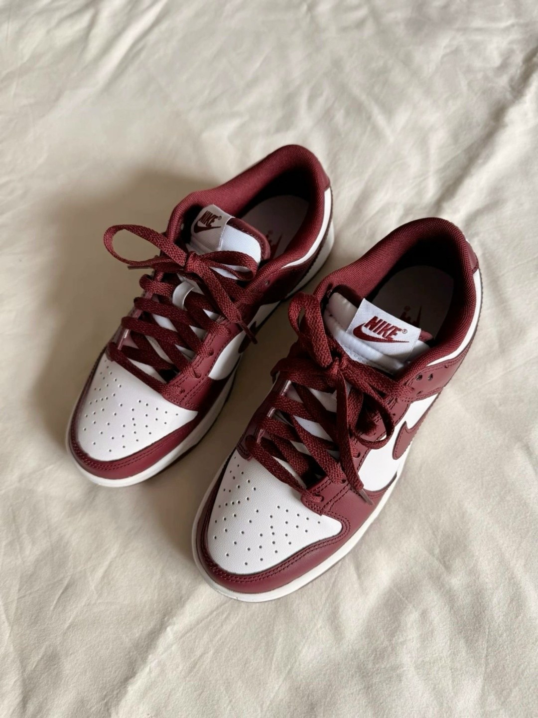nike dunk low bordeaux,,nike dunk bordeaux,nike dunk low,nike dunk low "team red"