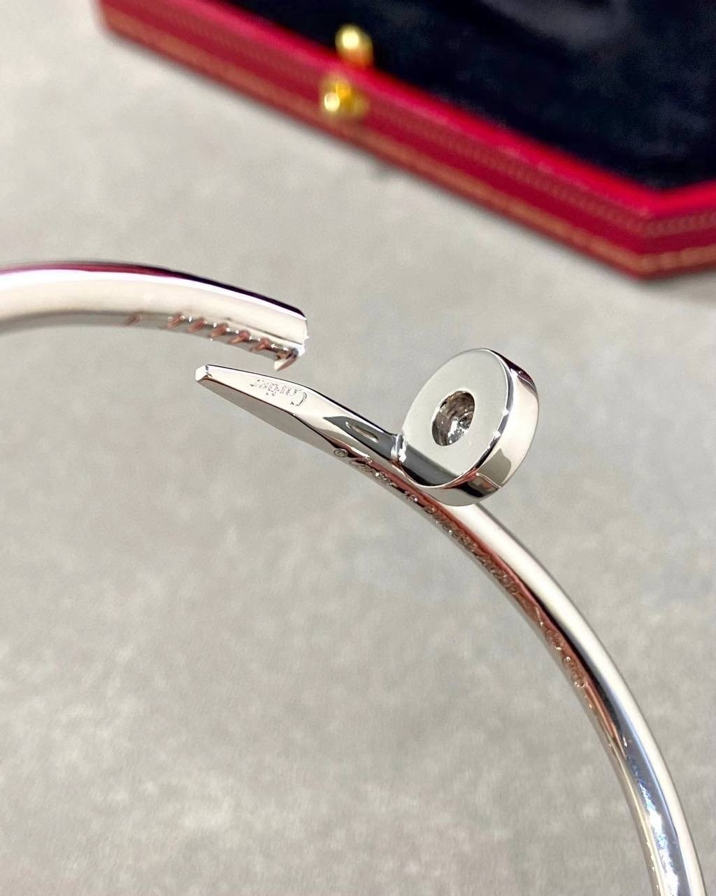 браслет картье гвоздь,браслет гвоздь cartier,браслет гвоздь,браслет картье гвоздь цена оригинал,гладкие браслеты