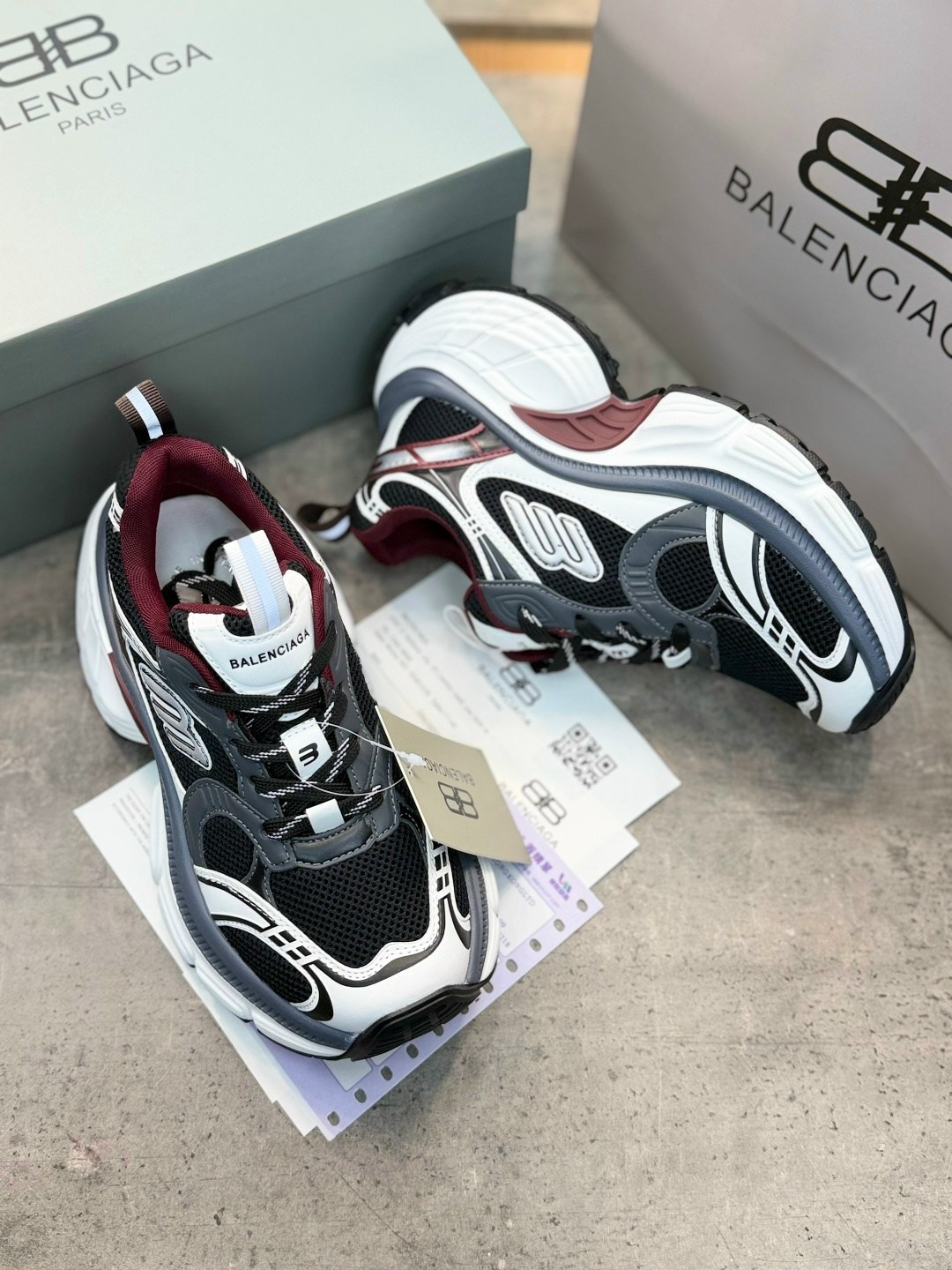 кроссовки женские balenciaga,кроссовки balenciaga,баленсиага кроссовки женские,кроссовки triple s balenciaga,кроссовки баленсиага