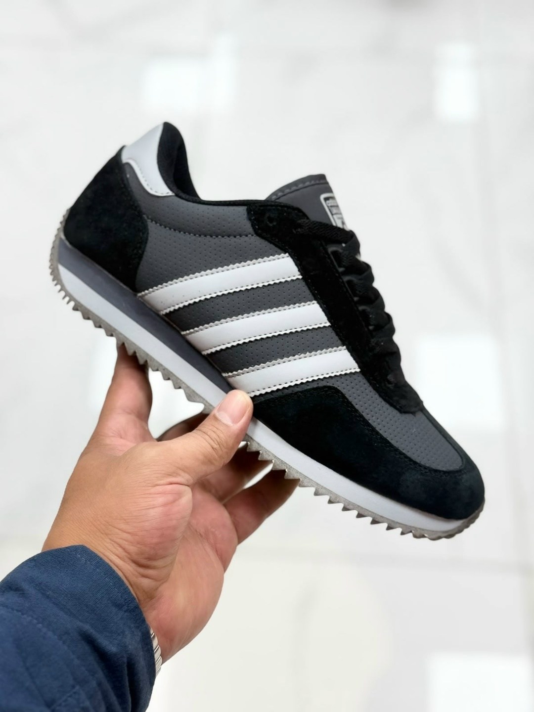 кроссовки adidas,кроссовки адидас 10к мужские,кроссовки мужские adidas,кроссовки адидас драгон,кроссовки адидас