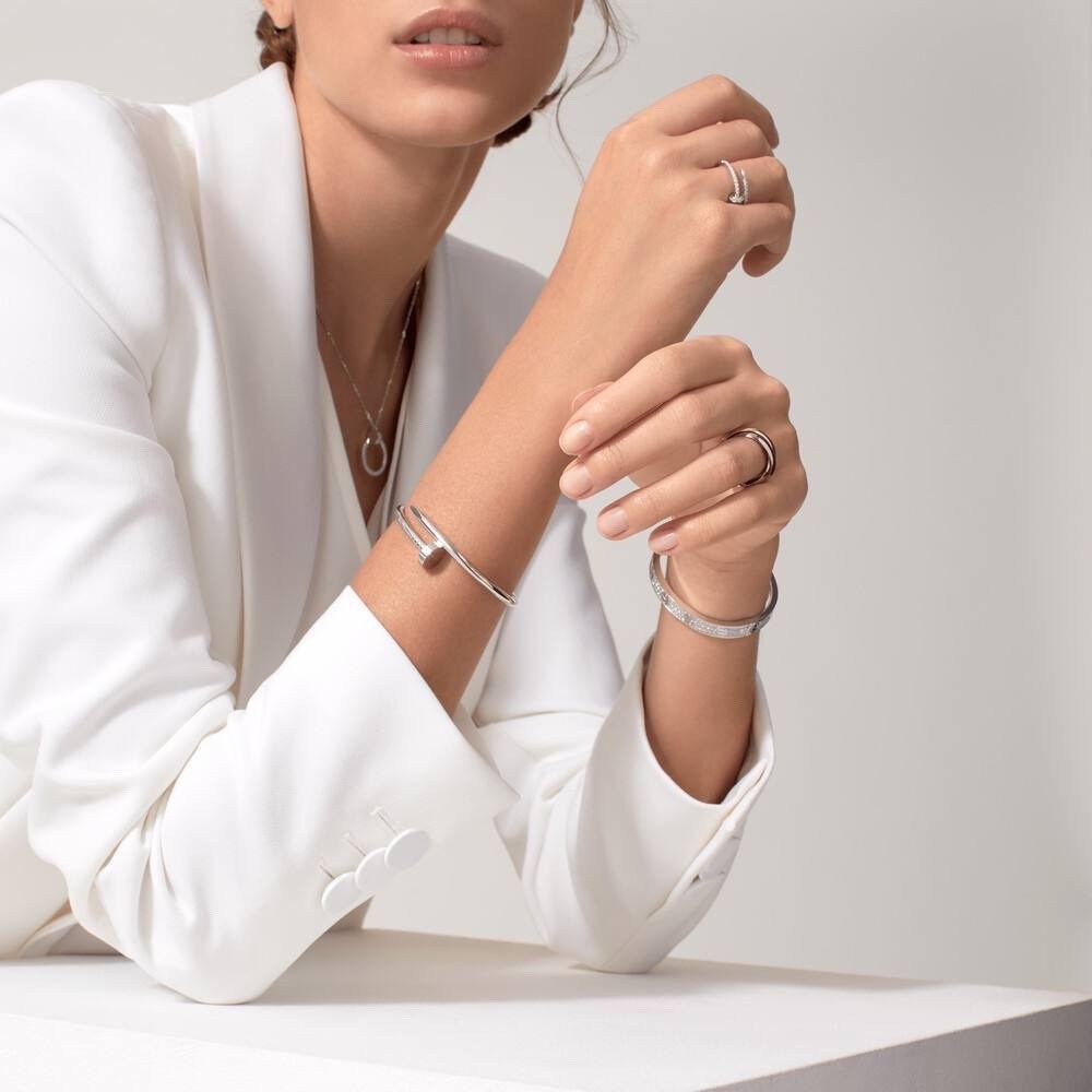 браслет картье гвоздь,браслет гвоздь cartier,браслет гвоздь,браслет картье гвоздь цена оригинал,гладкие браслеты