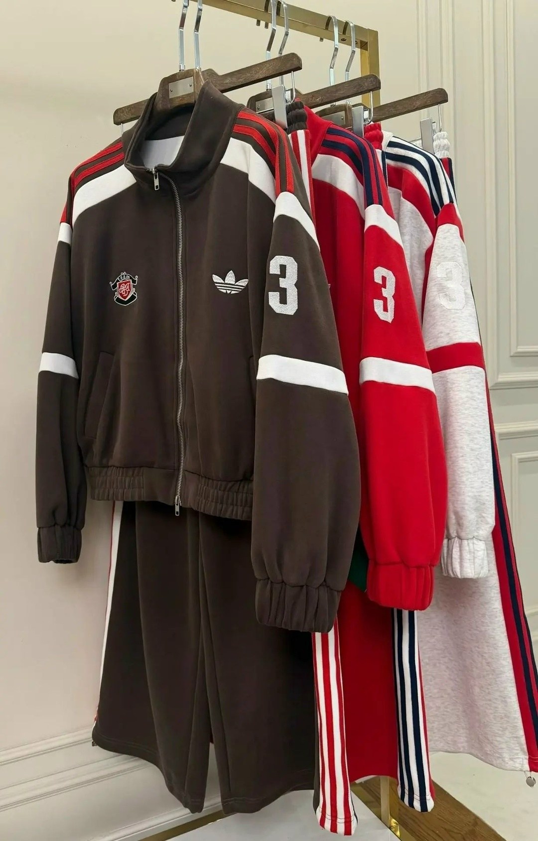 костюм адидас красный,спортивный костюм adidas originals,спортивные костюмы адидас,адидас костюм женский,спортивный костюм adidas