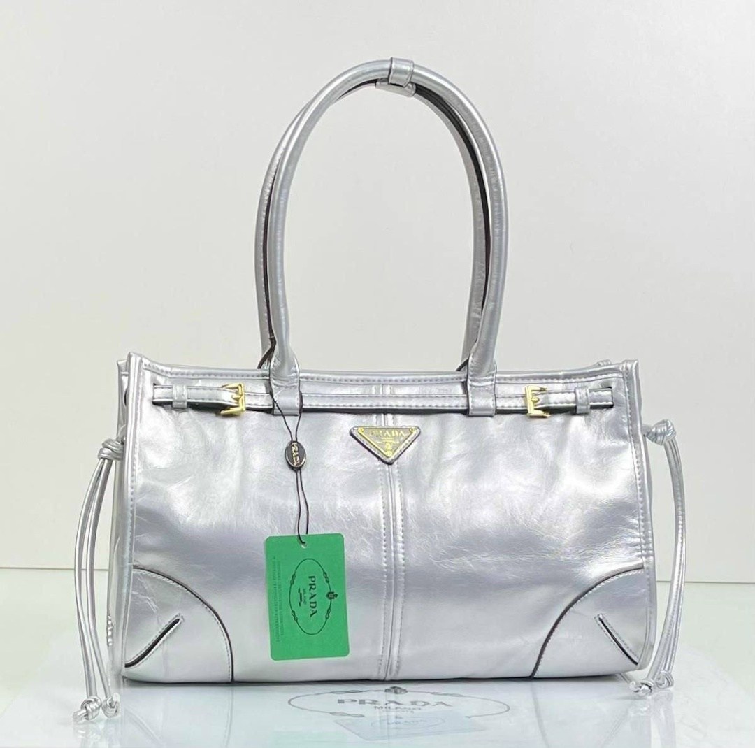 сумка prada натуральная кожа 32-16,сумка prada,сумка,женская сумка prada,модная сумка