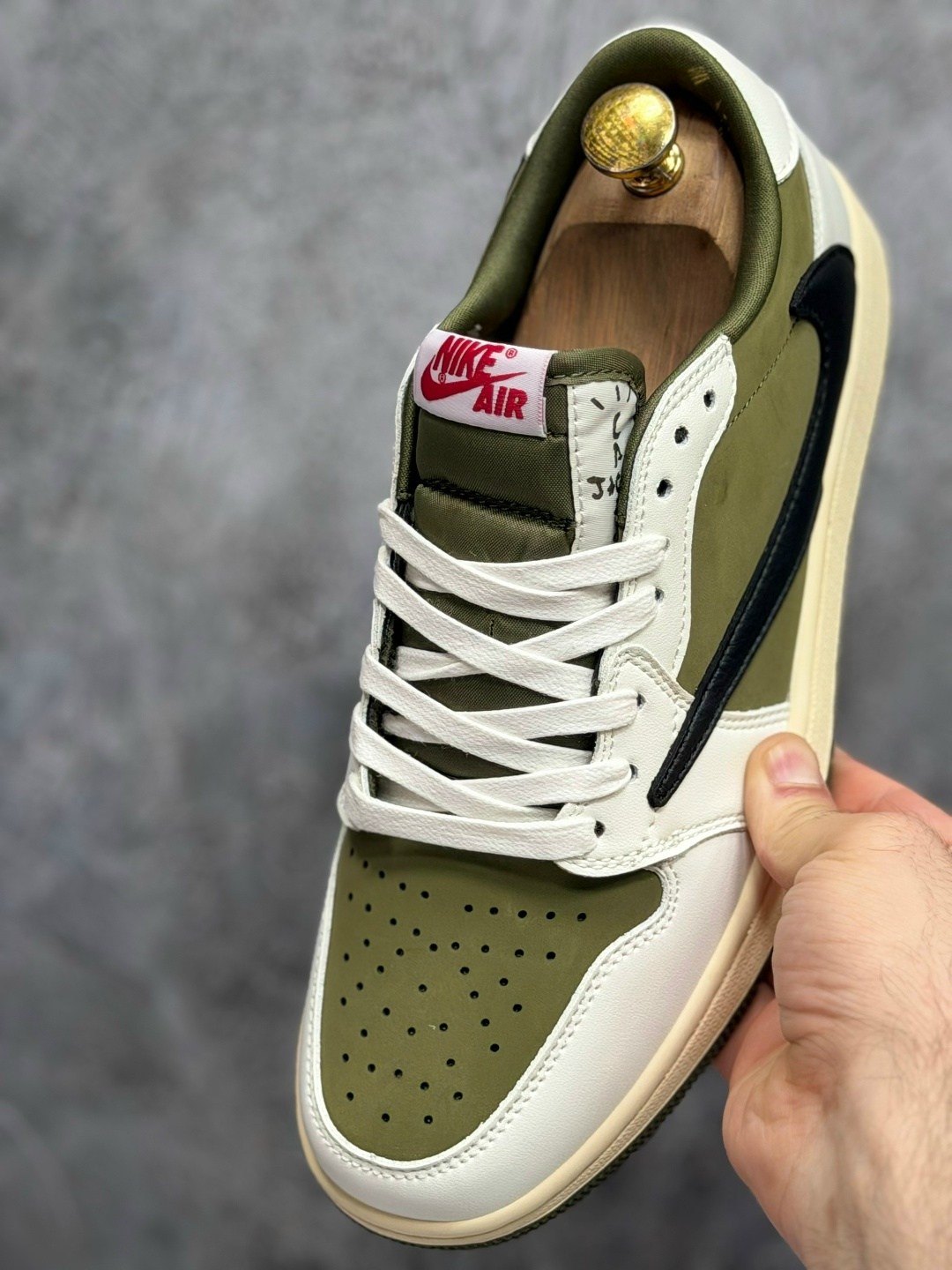 кроссовки nike travis scott x air jordan 1 low,nike air jordan 1 low travis scott,кроссовки nike air jordan 1 low travis scott olive,кроссовки nike travis scott air jordan 1 low,кроссовки nike air jor
